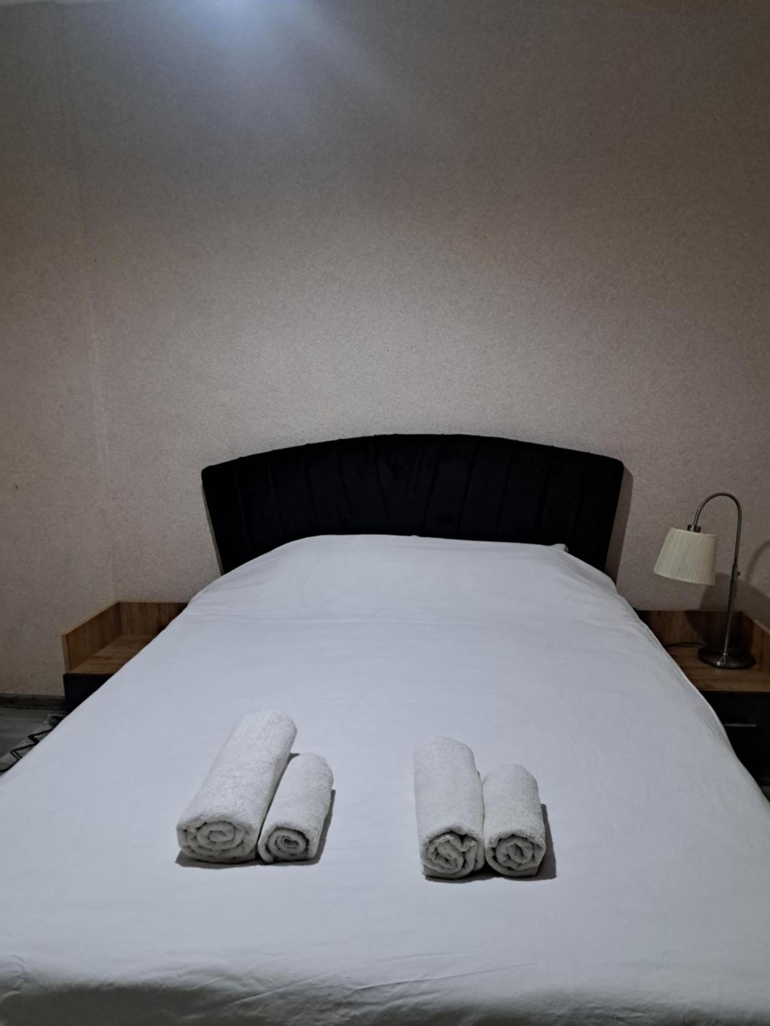 Karvi Hostel & Suites Batoumi Extérieur photo